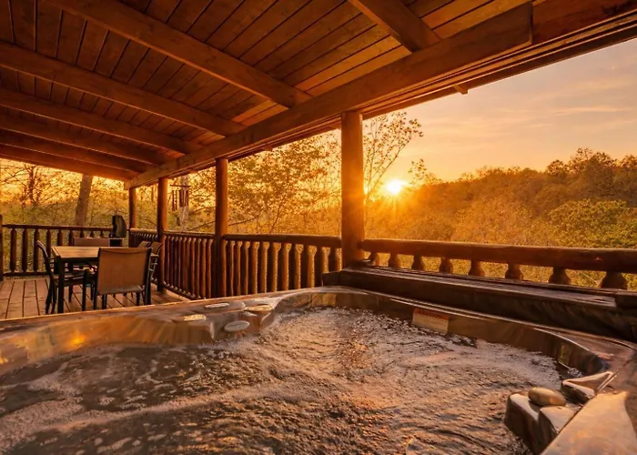 Bucky'S Bungalow, Free Attraction Tickets, Hot Tub, Wifi!!! Gatlinburg